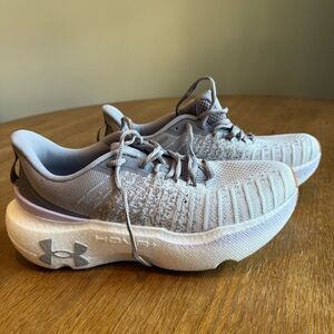 Under Armour Women’s Infinite Elite Grey Running Shoes 9.5 HOVR+